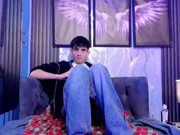 Chaturbate Best live sex cam show of demian_hot99