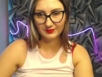 Chaturbate Adult Webcams of nikkikiss___
