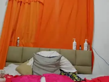 Chaturbate Watch Live Sex Cams of lilybaudyn_