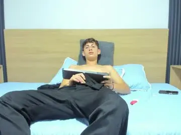 Chaturbate Live Porn of lucas_red