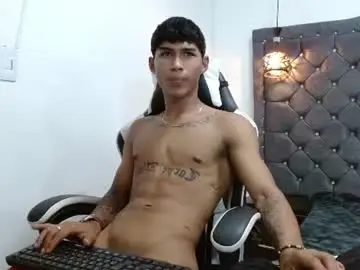 Chaturbate Watch Live Sex Cams of luka_big18