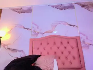 Chaturbate Nude Webcam of alyathompson