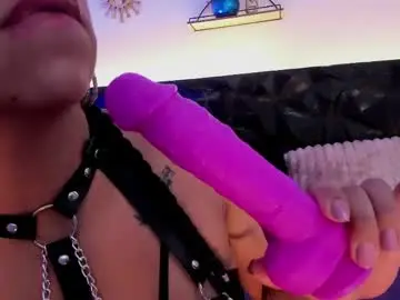 Chaturbate Live Sex of lexie16_