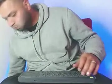 Chaturbate Adult Video Chat of robert_leroy