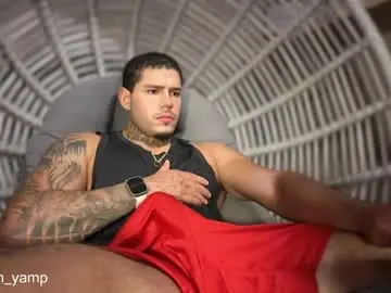Chaturbate Best live sex cam show of yamp_bigcock
