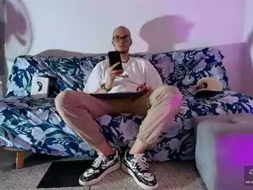 Chaturbate Nude Webcam of vlad__night
