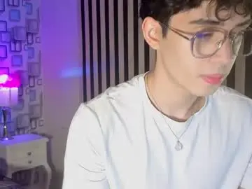 Chaturbate Sex Cam of mikevoss_