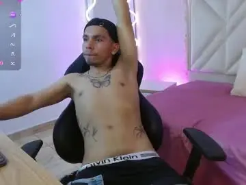Chaturbate Live Sex Cam of samm_tay1