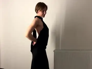 Chaturbate Live Sex Cam of lolaatatee
