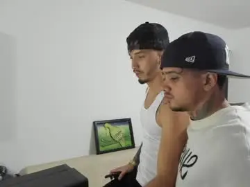 Chaturbate Live Porn of noahscott1