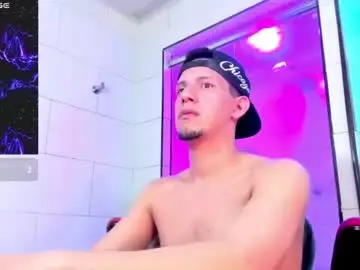 Chaturbate Free Porn Cam of kevin__max_