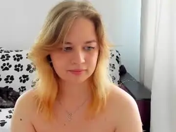Chaturbate Live Sex Cam of alicepopsy