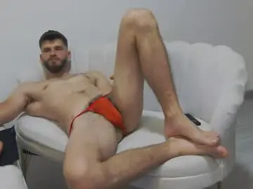 Chaturbate Free Live Porn of mauro_real_man
