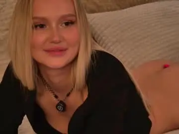 Chaturbate Nude Webcam of juliahotty_