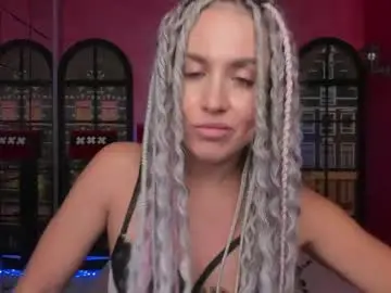 Chaturbate Live Sex Cam of roxy_mars