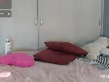 Chaturbate Best live sex cam show of cristal_sexyboobs_
