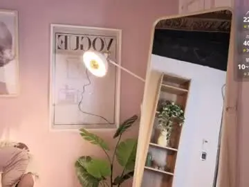 Chaturbate Sex Chat of violet__15