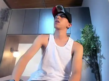Chaturbate Nude Webcam of lucca_moreti
