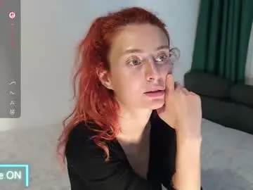 Chaturbate Live Sex Cam of celestynstar