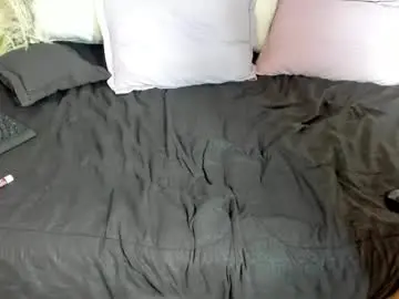 Chaturbate Live Sex Cam of ambar_jhones_