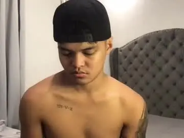 Chaturbate Live Porn of asianhugescott