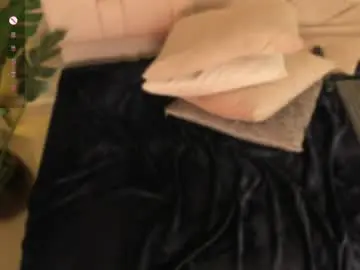 Chaturbate Best live sex cam show of lilyrousse_