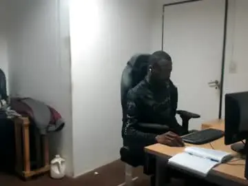Chaturbate Live Sex Cam of masterdomfuck