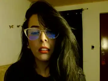 Chaturbate Watch Live Sex Cams of ela_3611