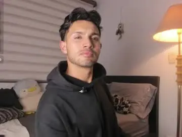 Chaturbate Sex Cam of leo_carteer