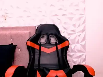 Chaturbate Live Porn of carolinelover_35