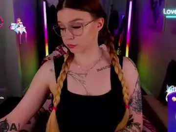 Chaturbate Live Sex Cam of lisa_rabbit