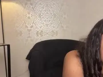 Chaturbate Best live sex cam show of larirossi