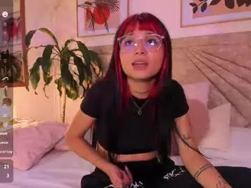 Chaturbate Live Sex Cam of emmaduff_