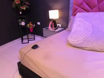 Chaturbate Best Webcam of mia_milff