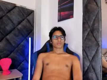 Chaturbate Nude Webcam of liamkron