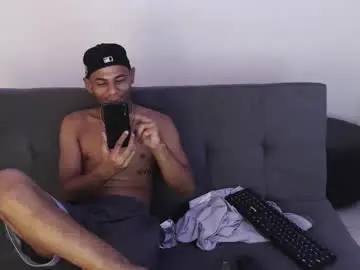 Chaturbate Private Sex Chat of alphas_latins
