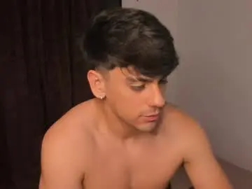 Chaturbate Live Sex Cam of paul_w8