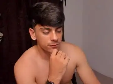 Chaturbate Adult Webcam of paul_w8