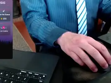 Chaturbate Live Sex Cam of dadssecret69