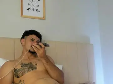 Chaturbate Watch Live Sex Cams of logan_9_