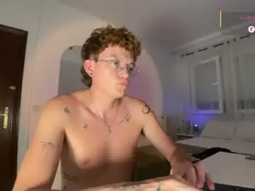 Chaturbate Sex Cam of anddres_boss
