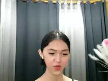 Chaturbate Nude Webcam of ellamiller69