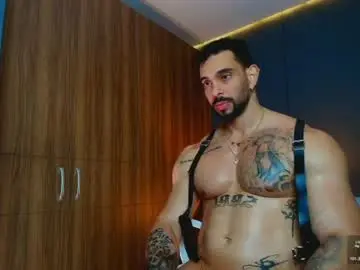 Chaturbate Best live sex cam show of massimo_visconti