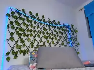 Chaturbate Free Porn Cam of mahia_wilson