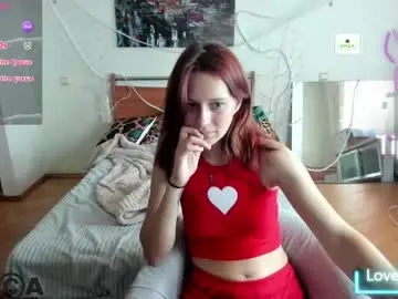 Chaturbate Adult Webcams of lilyviolet7