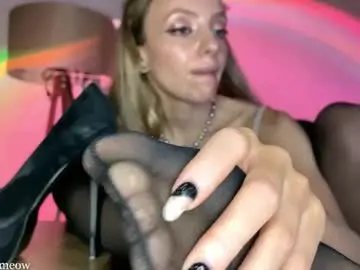 Chaturbate Adult Webcam of _emily__sweety_