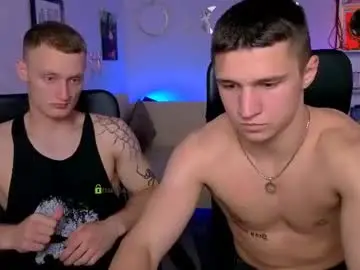 Chaturbate Live Sex Cam of mike_crist