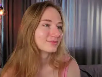 Chaturbate Watch Live Sex Cams of elvyrose