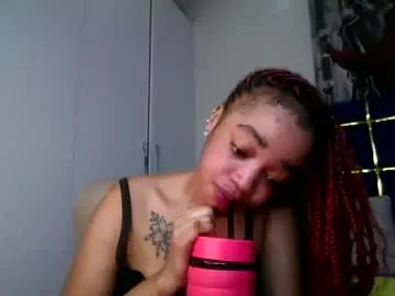 Chaturbate Sex Cam of sexymel022