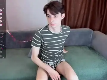 Chaturbate Free Live Porn of aaron_bang